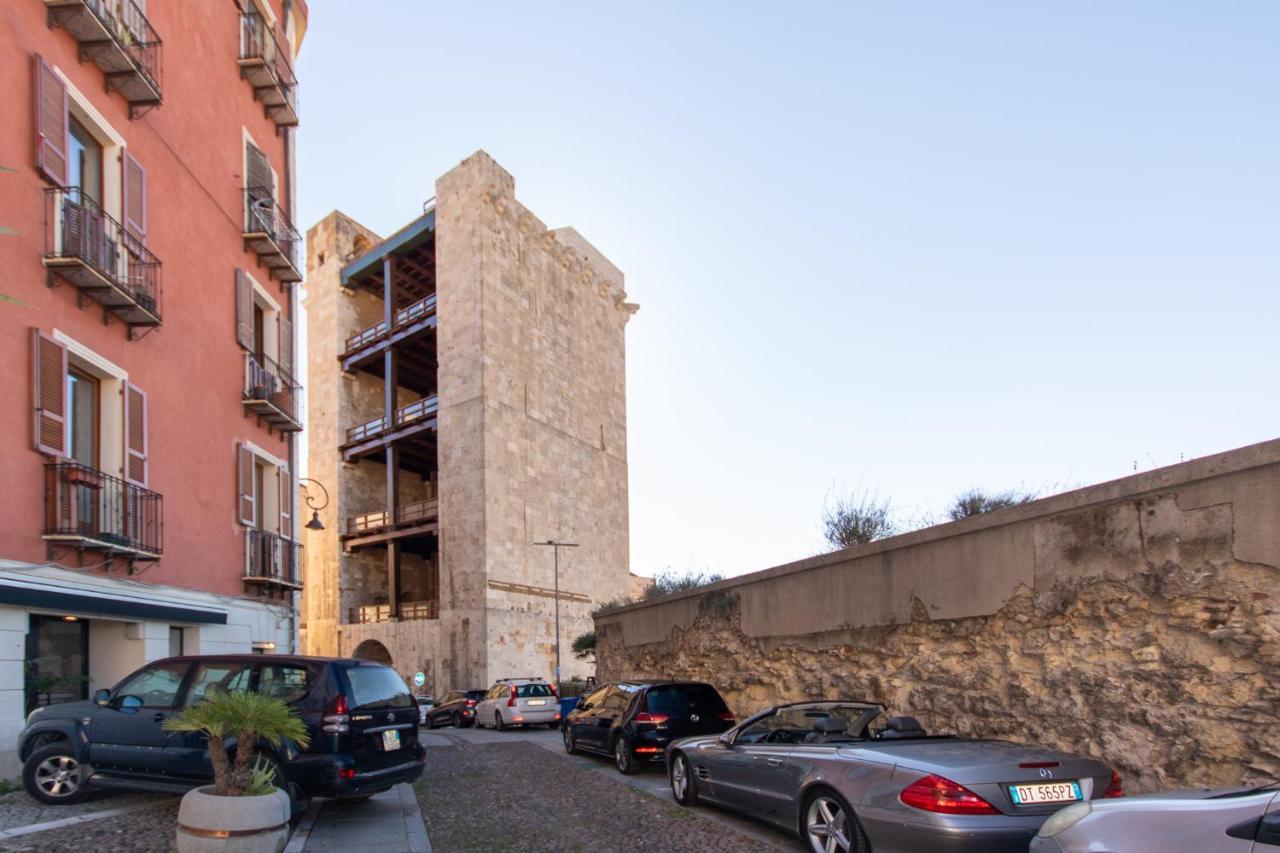 Le Dame Di Castello - Iun Q2444 Lägenhet Cagliari Exteriör bild